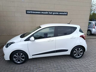 Hoofdafbeelding Hyundai i10 Hyundai i10 1.0I I-PREMIUM