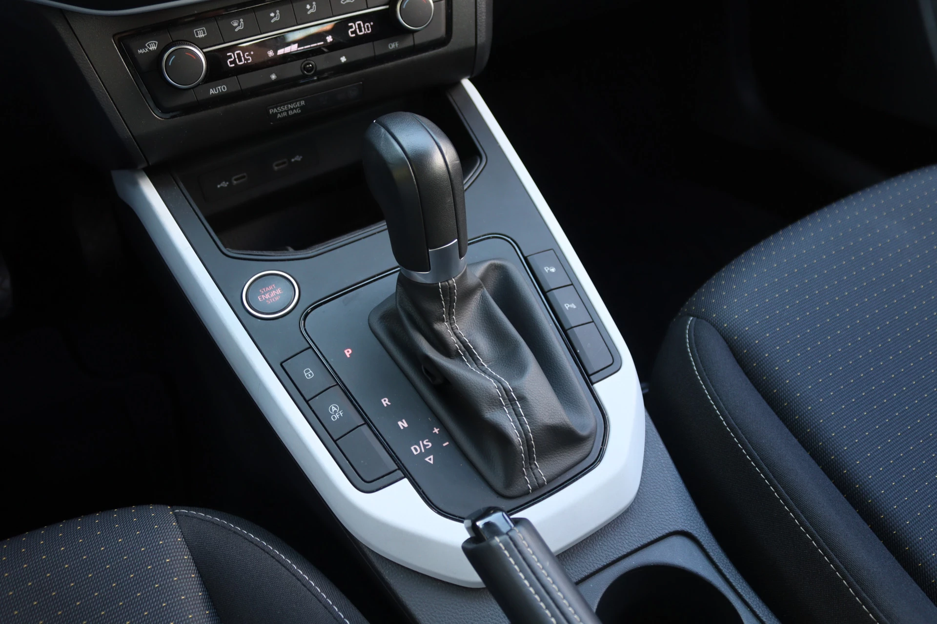 Hoofdafbeelding SEAT Arona