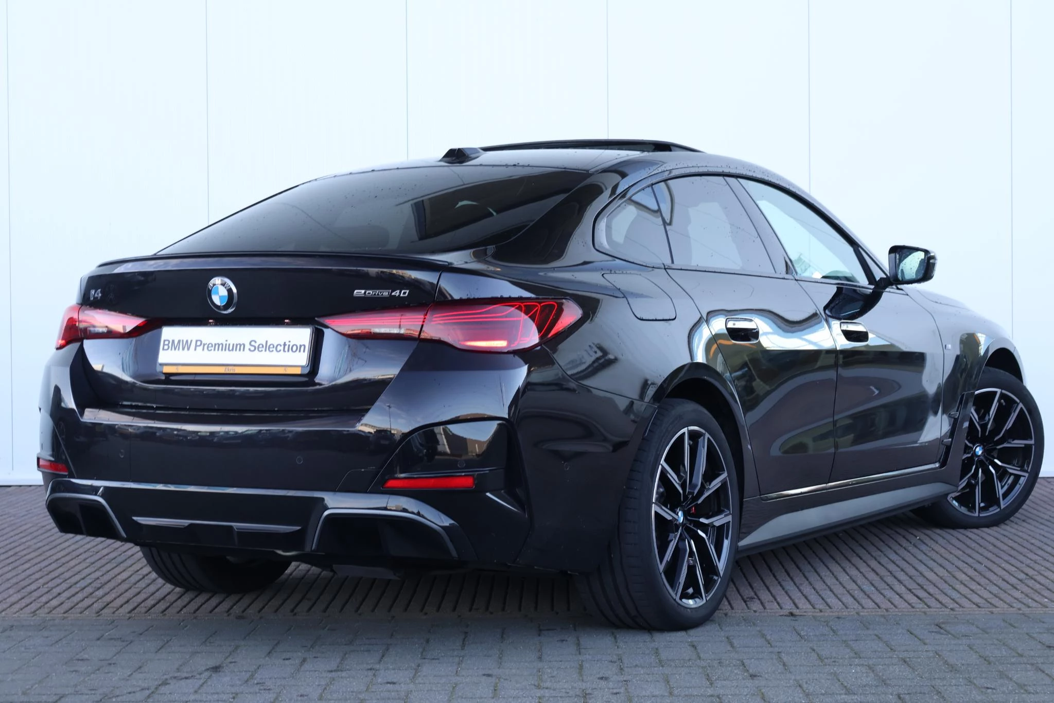 Hoofdafbeelding BMW i4