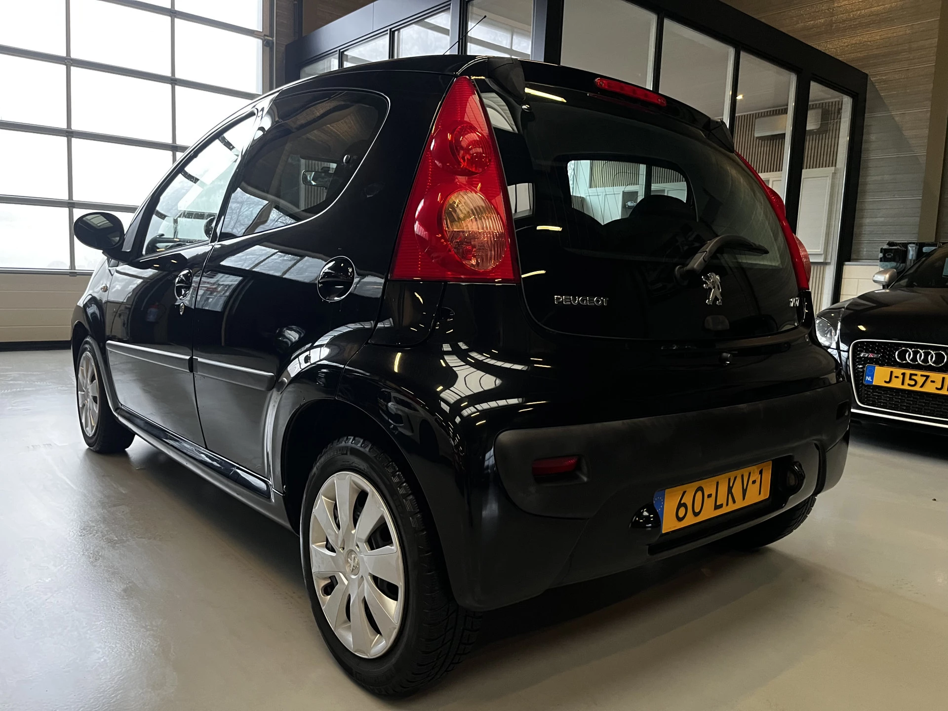 Hoofdafbeelding Peugeot 107
