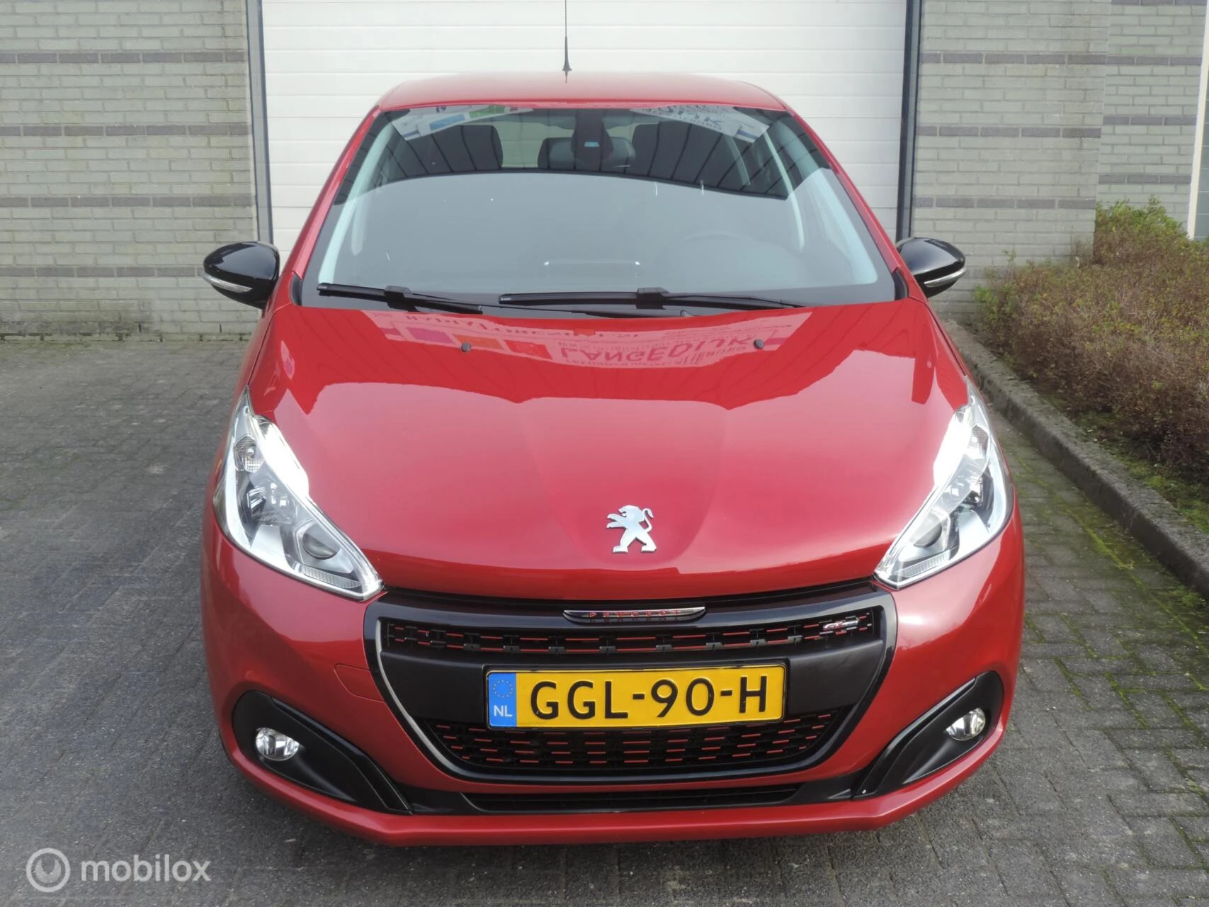 Hoofdafbeelding Peugeot 208