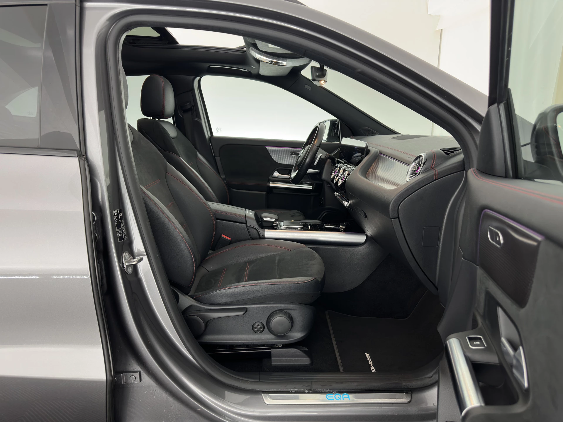 Hoofdafbeelding Mercedes-Benz EQA