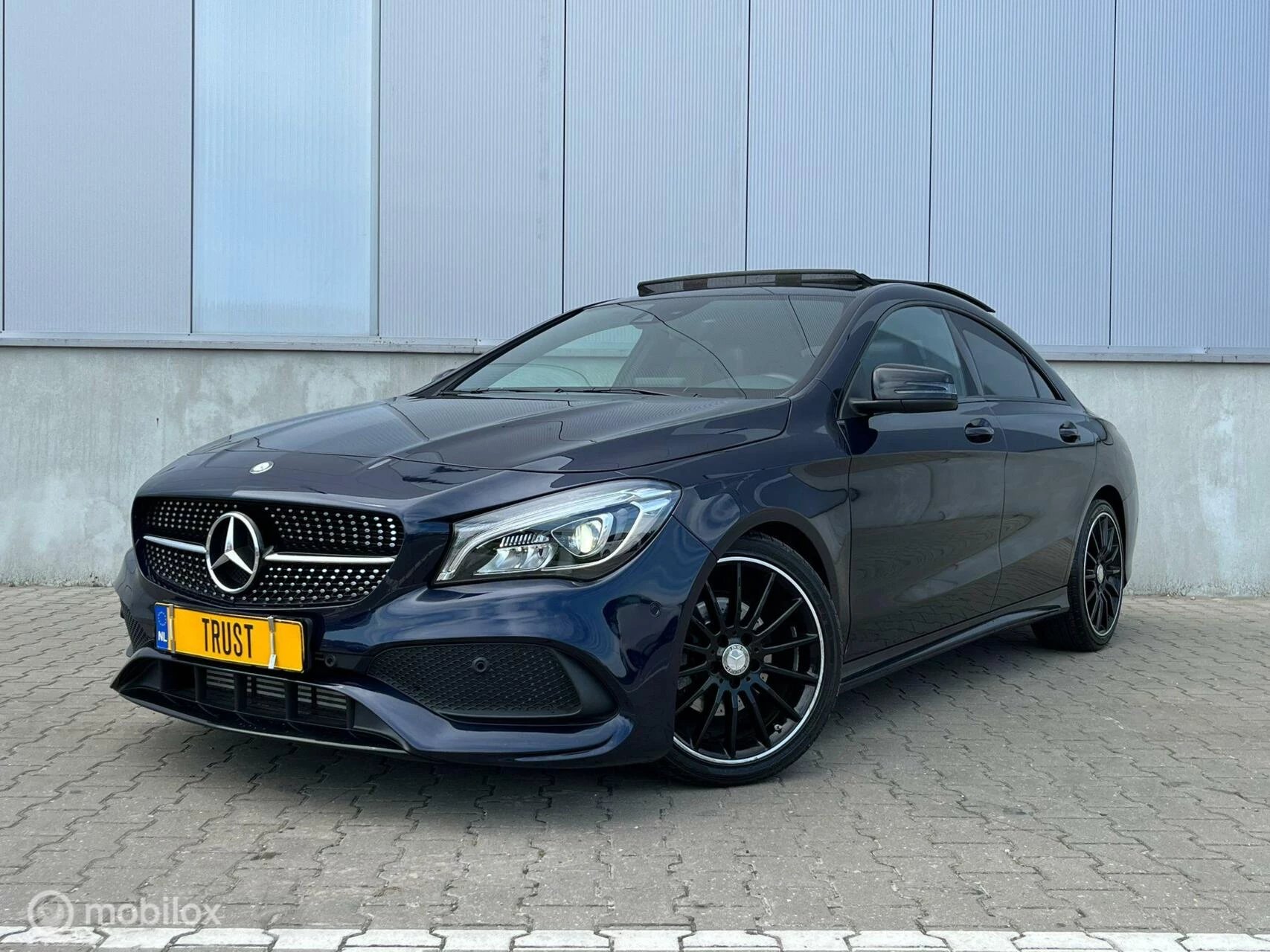 Hoofdafbeelding Mercedes-Benz CLA