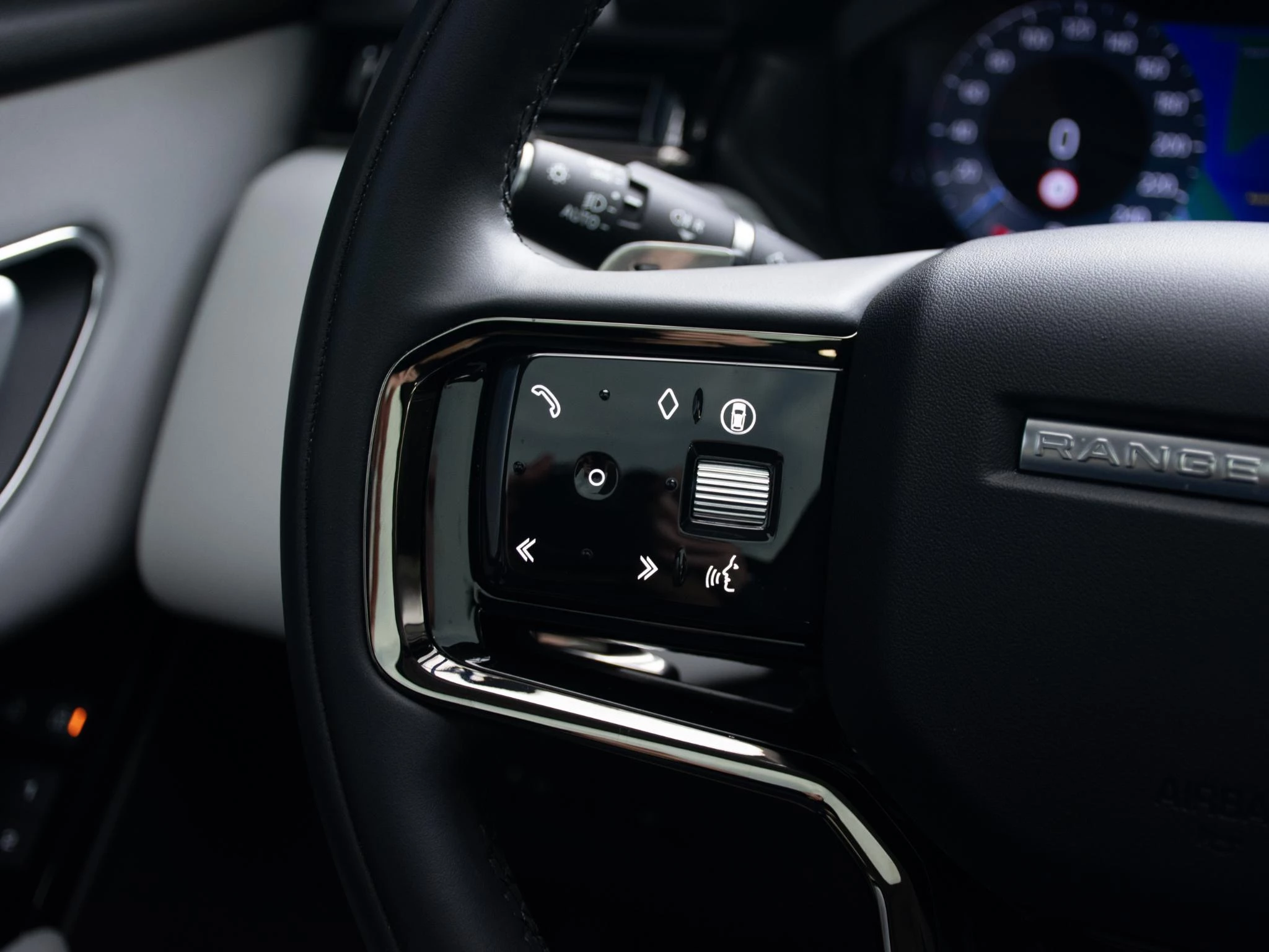 Hoofdafbeelding Land Rover Range Rover Velar