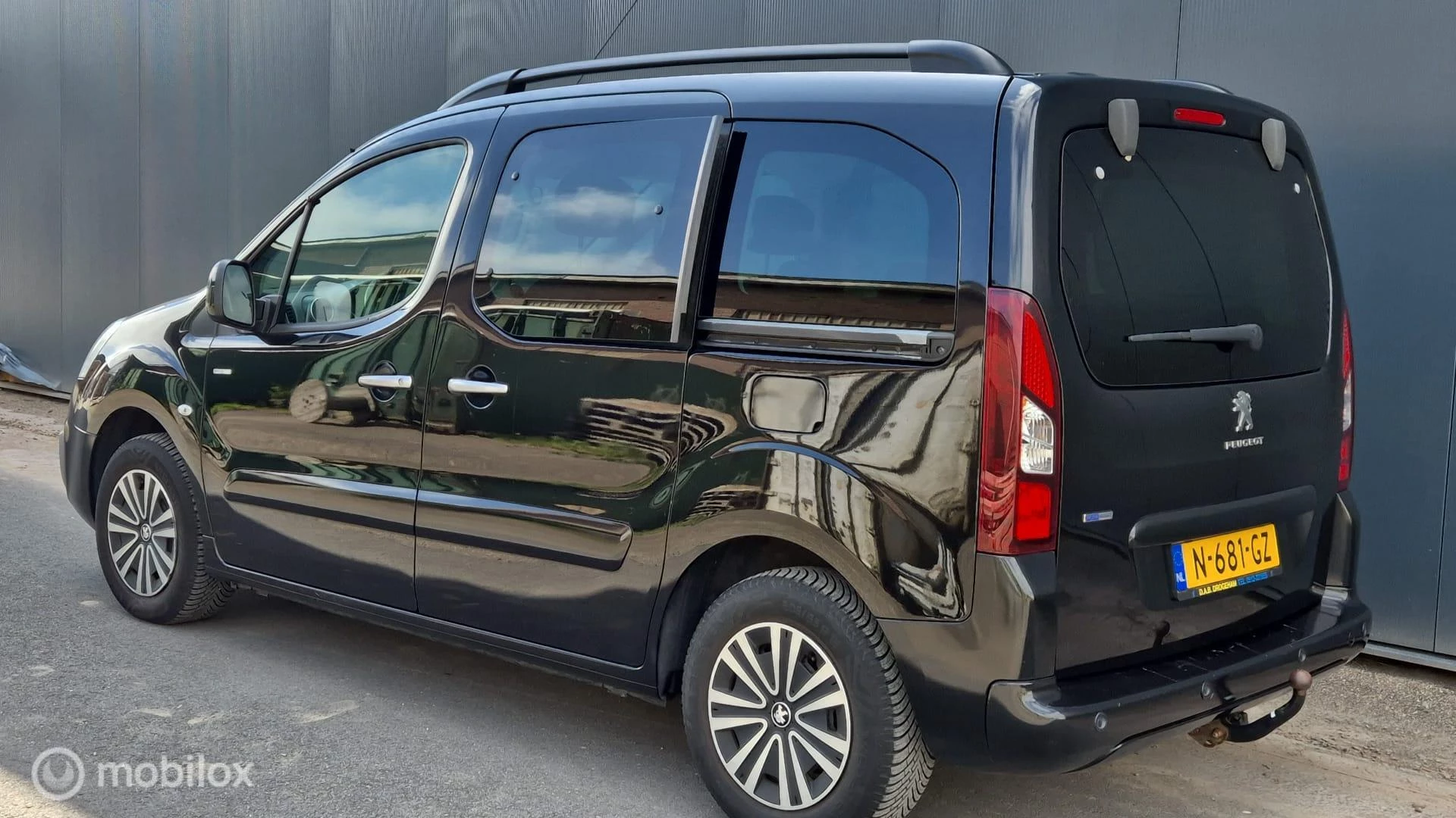 Hoofdafbeelding Peugeot Partner