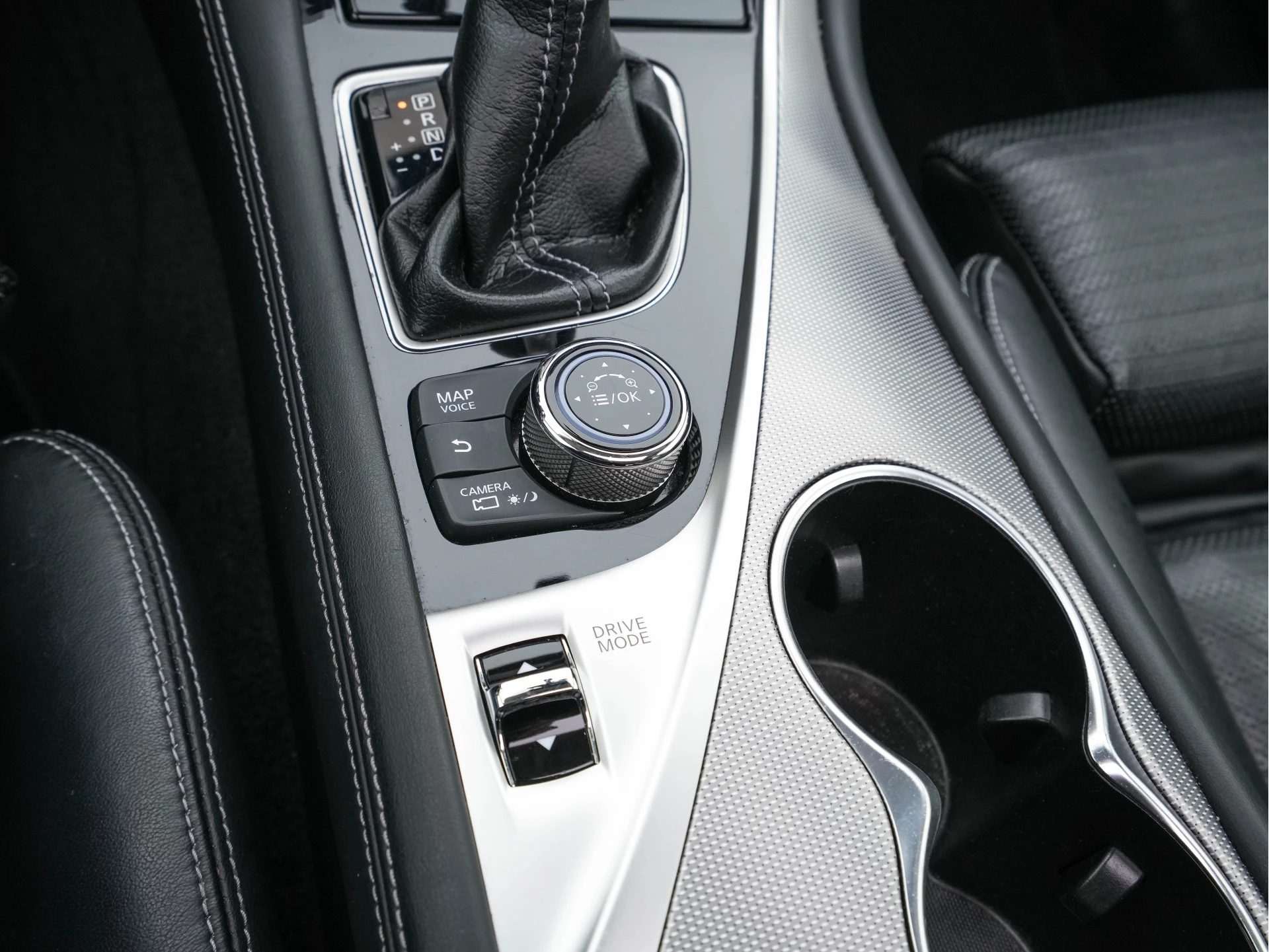 Hoofdafbeelding Infiniti Q