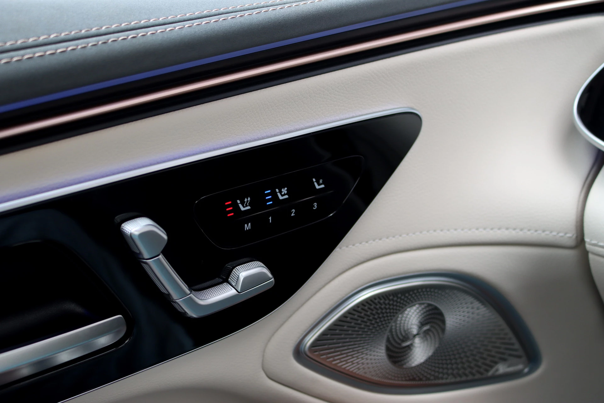 Hoofdafbeelding Mercedes-Benz EQS