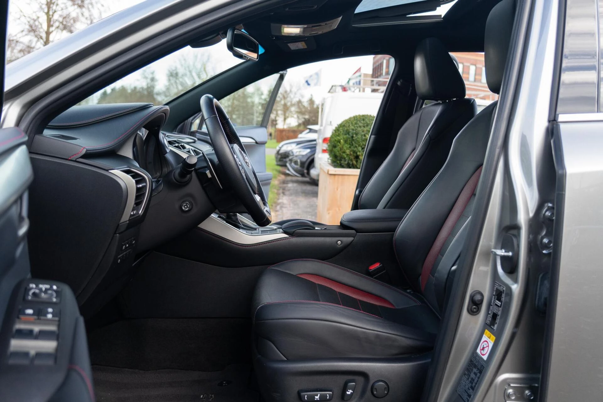 Hoofdafbeelding Lexus NX