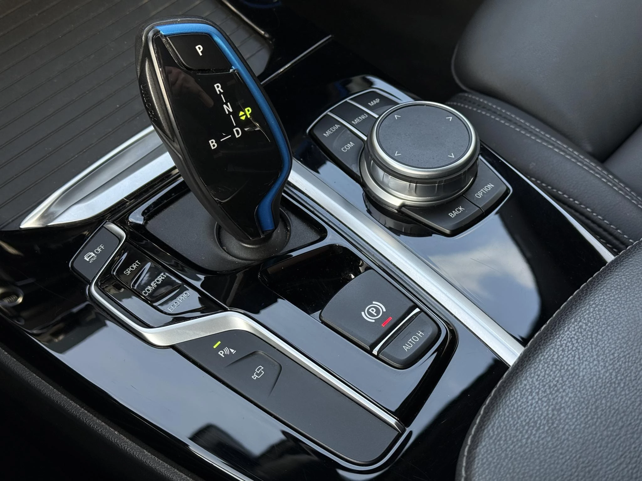 Hoofdafbeelding BMW iX3