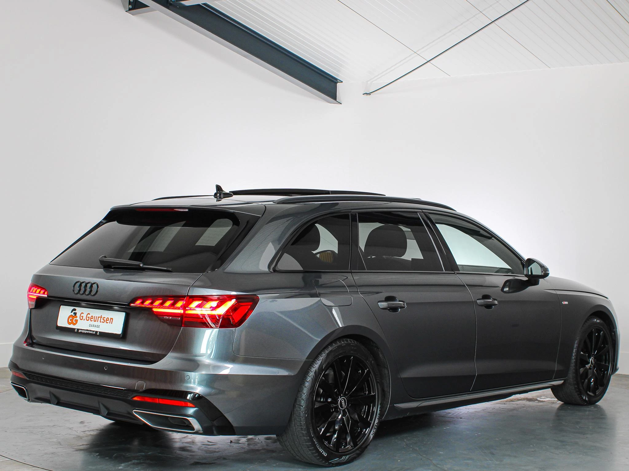 Hoofdafbeelding Audi A4