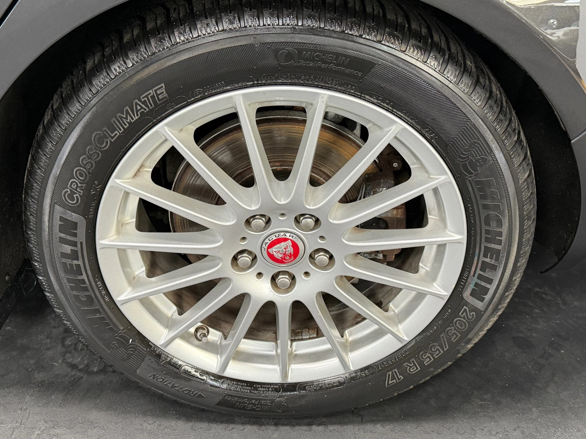 Hoofdafbeelding Jaguar XE