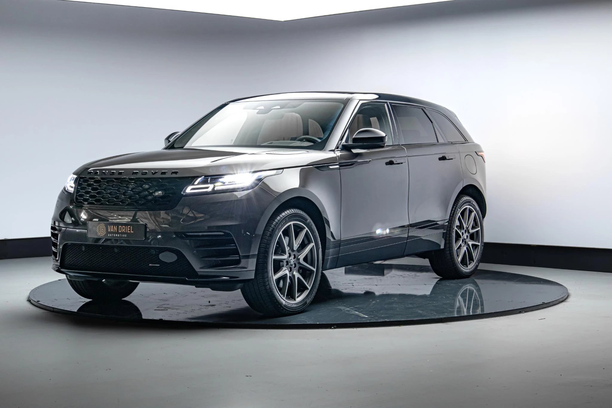 Hoofdafbeelding Land Rover Range Rover Velar