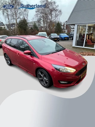 Ford Focus Wagon 1.0 Ecoboost ST-Line 125pk Trekhaak | Achteruitrijcamera | Apple Carplay / Android Auto | Winterpack | Climate control