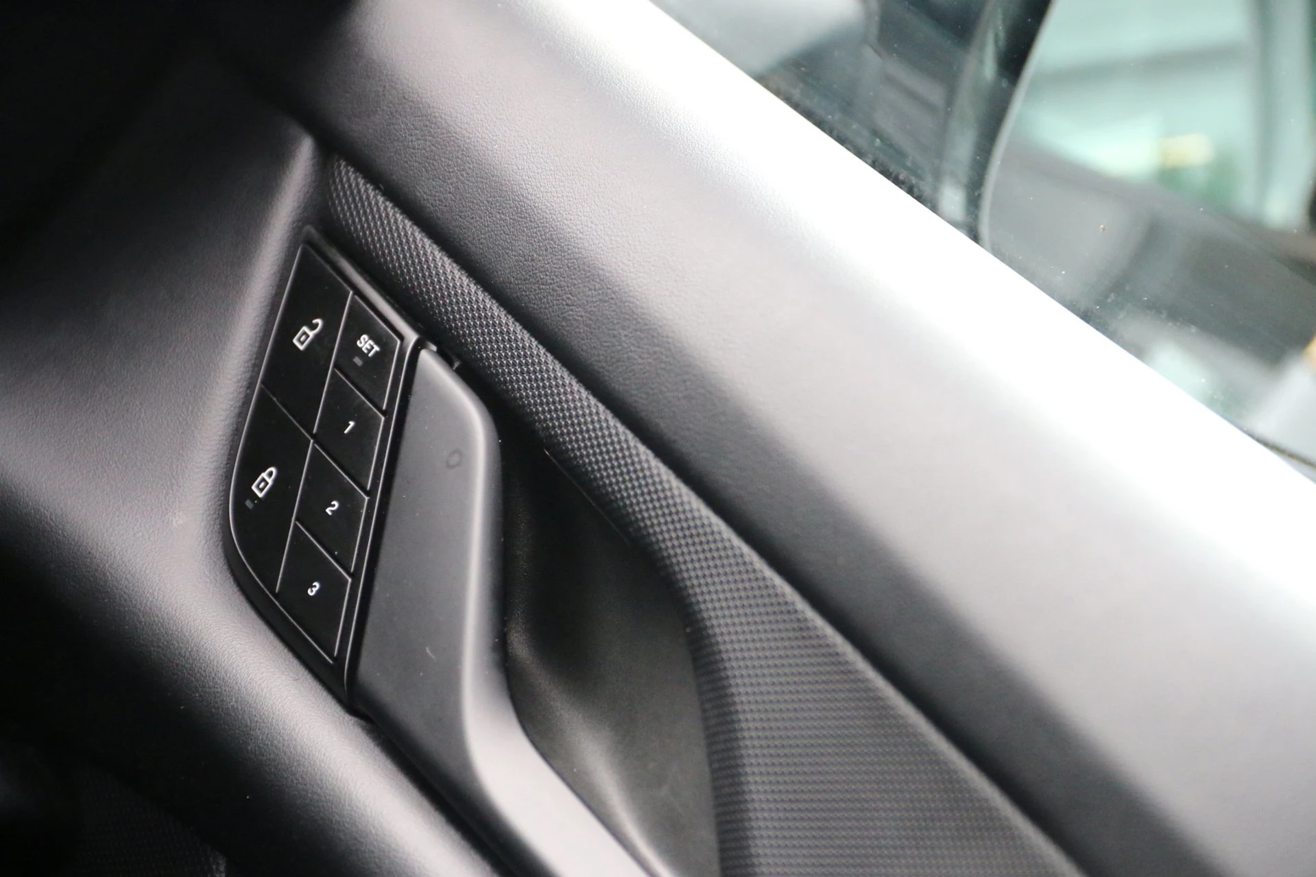 Hoofdafbeelding Porsche Taycan
