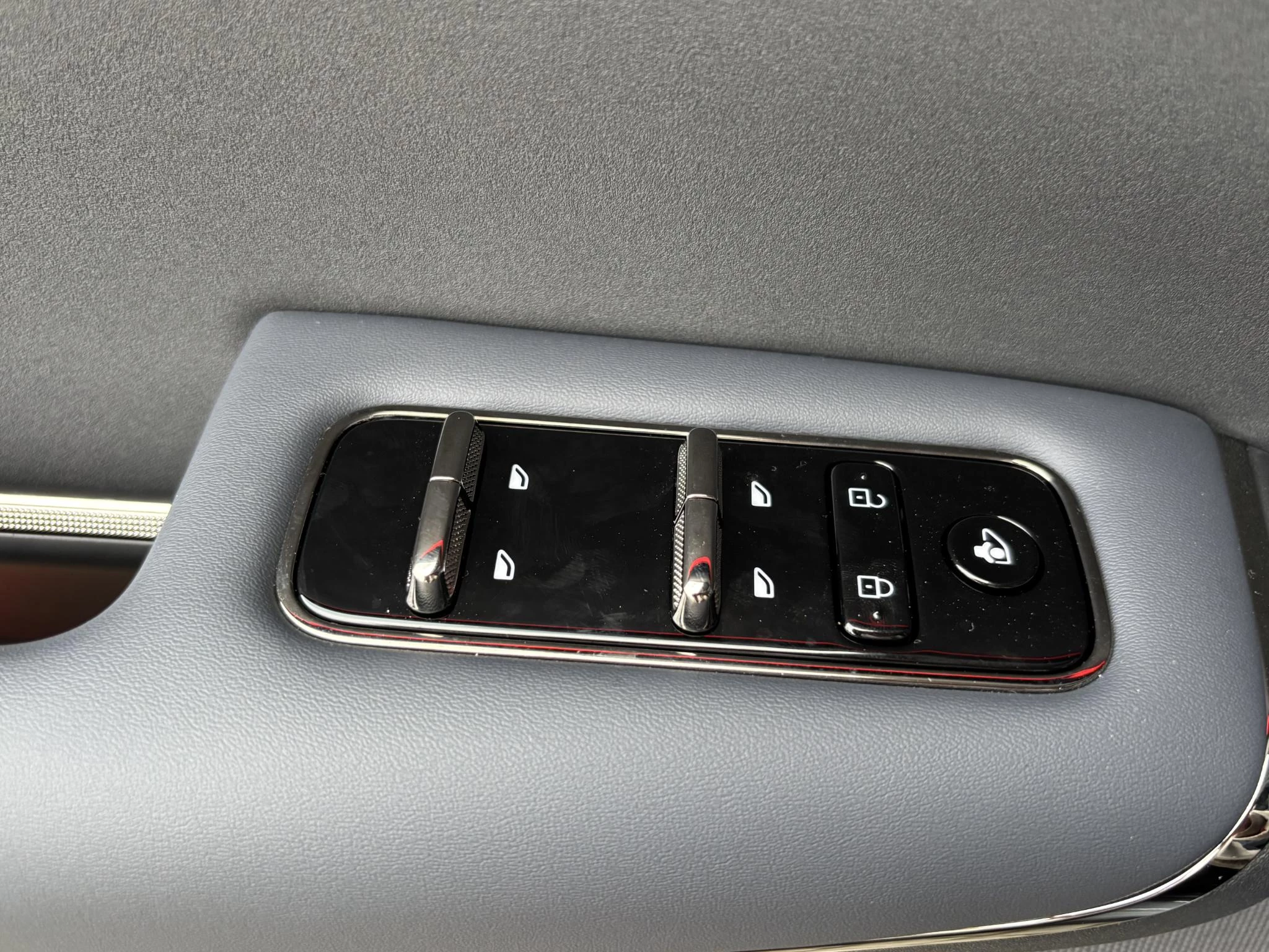 Hoofdafbeelding Voyah Courage