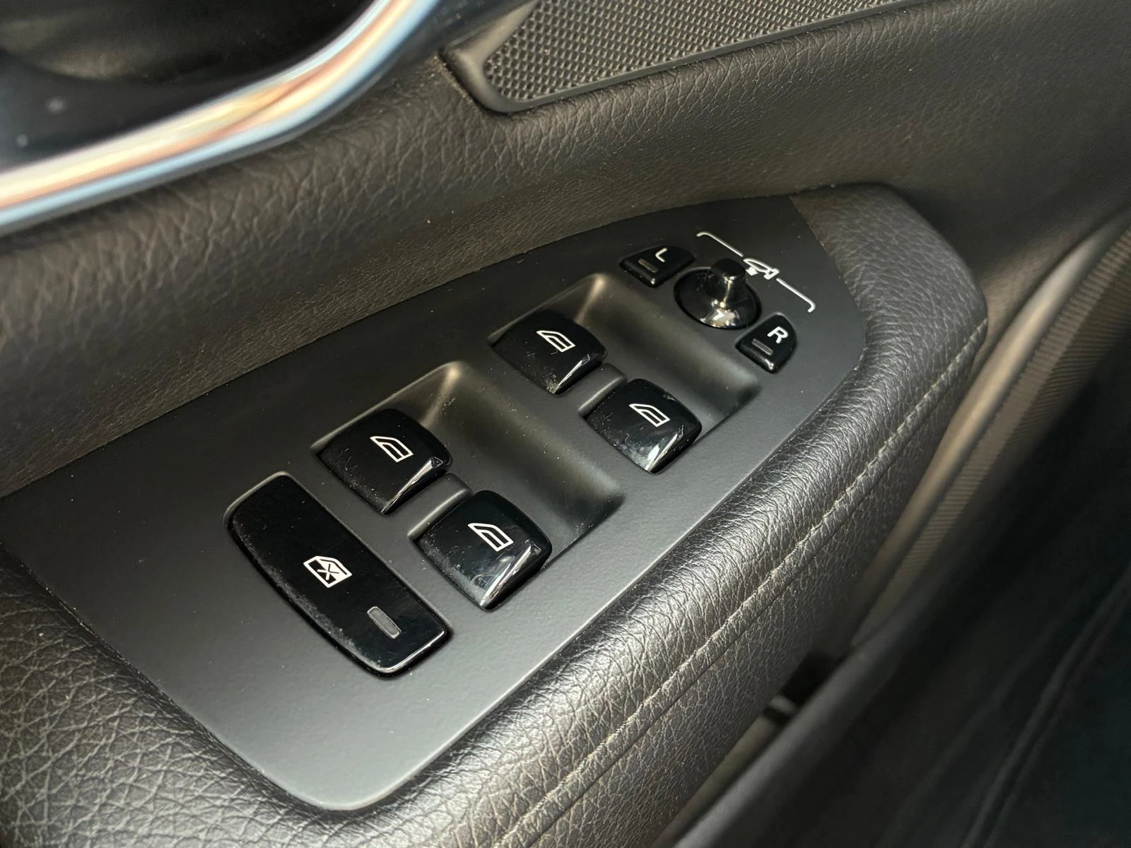 Hoofdafbeelding Volvo S90