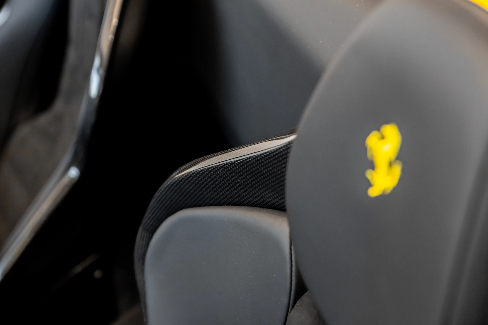 Hoofdafbeelding Ferrari 296