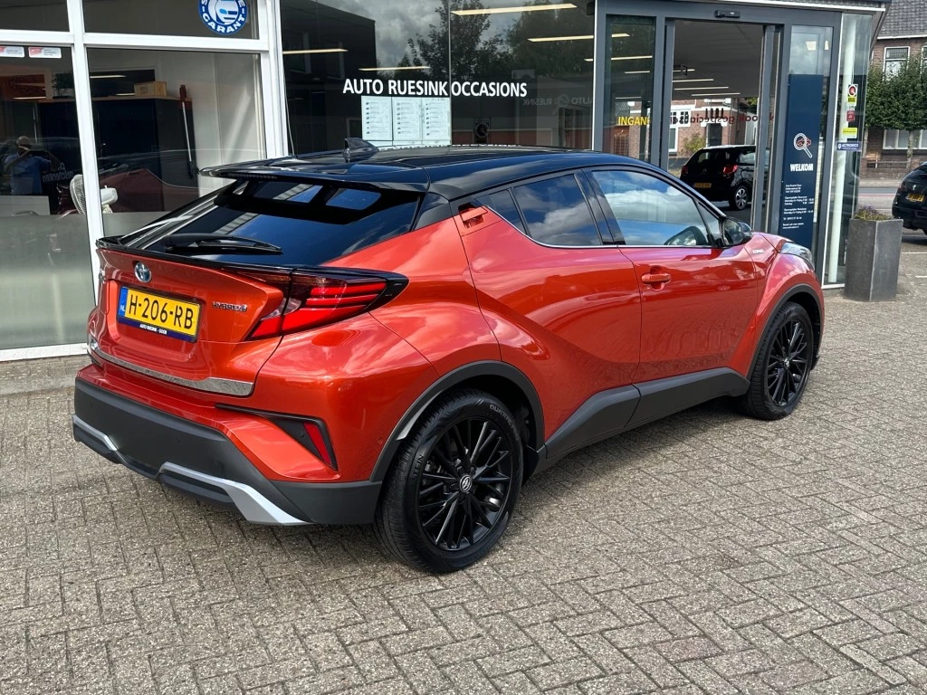 Hoofdafbeelding Toyota C-HR