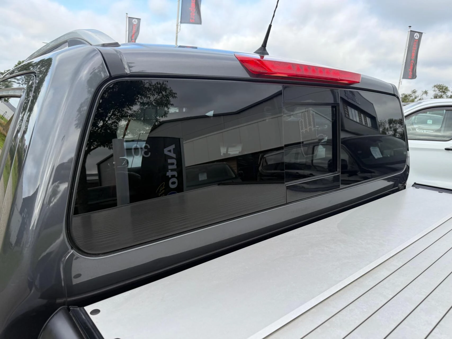 Hoofdafbeelding Mercedes-Benz X-Klasse