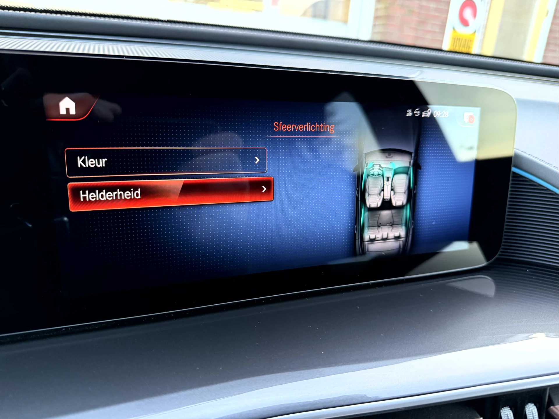 Hoofdafbeelding Mercedes-Benz EQC