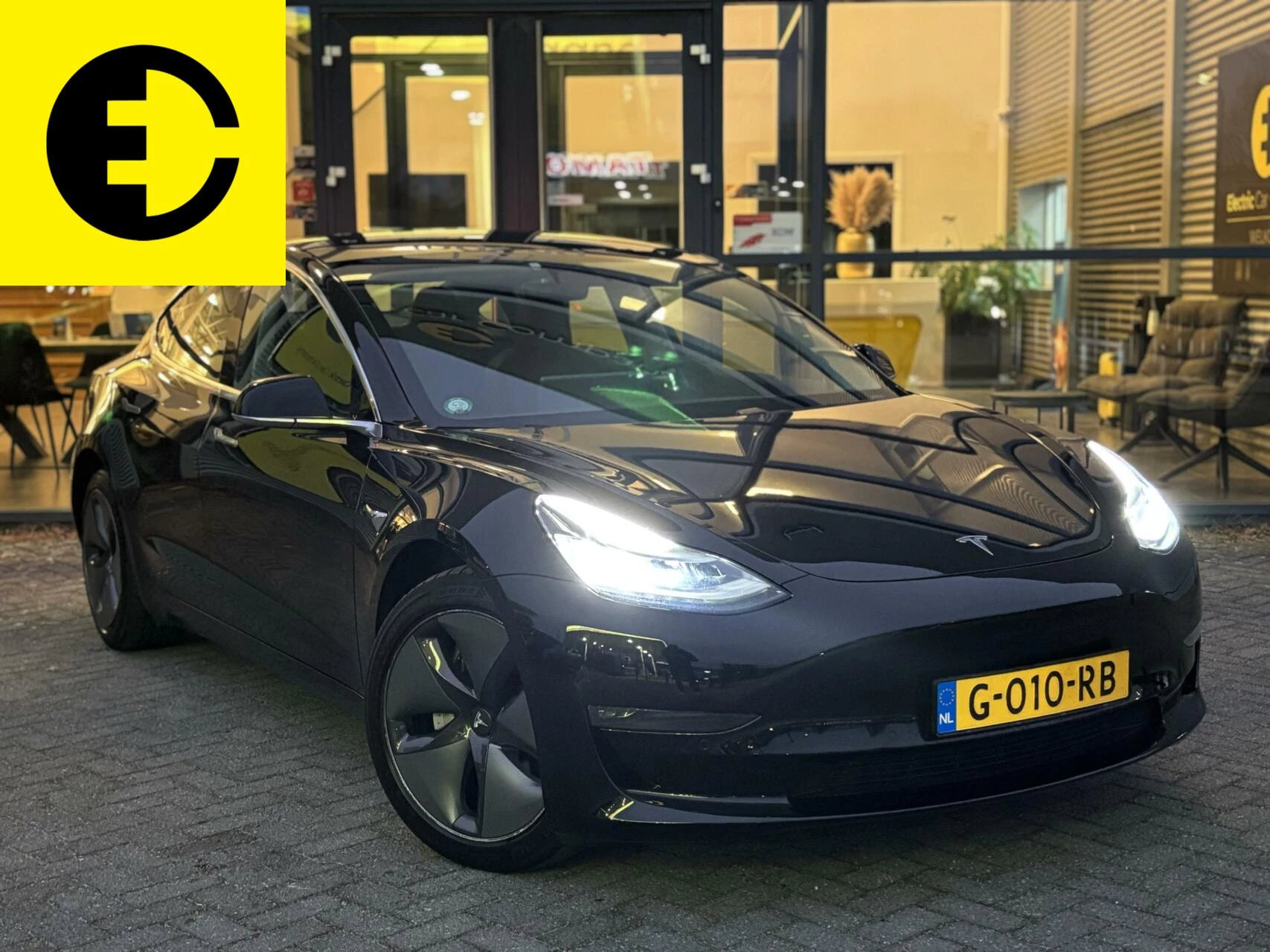 Hoofdafbeelding Tesla Model 3