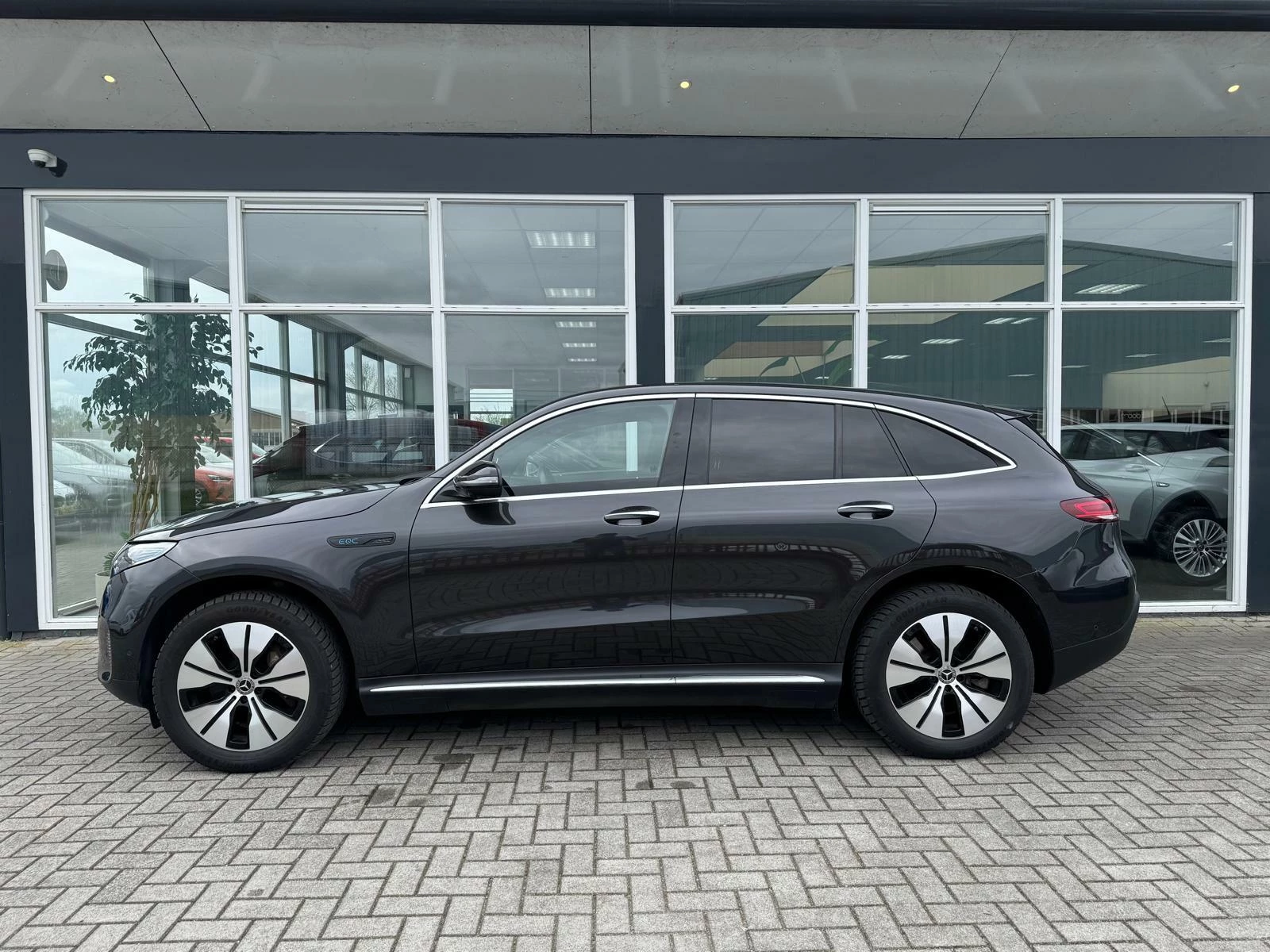 Hoofdafbeelding Mercedes-Benz EQC