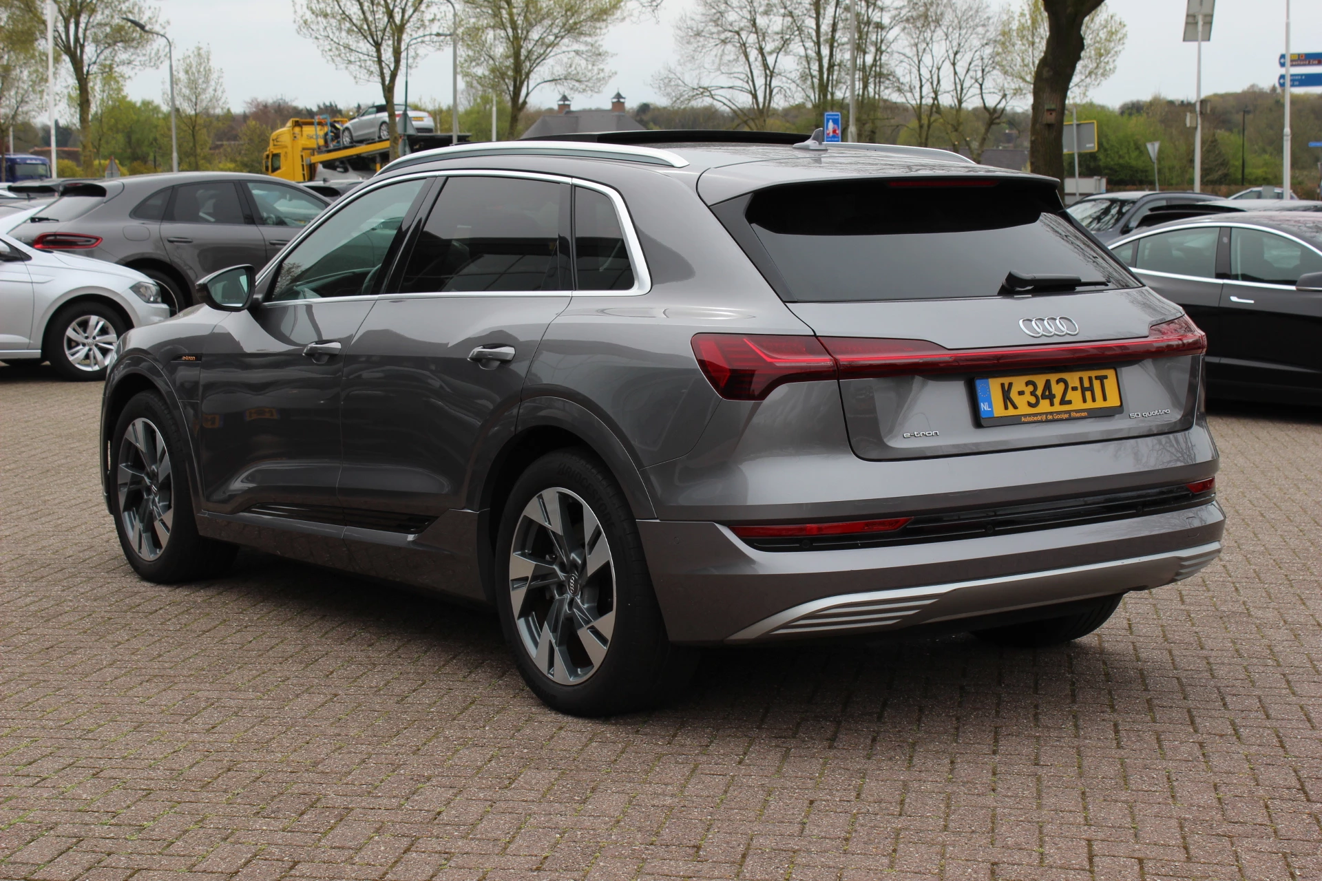 Hoofdafbeelding Audi e-tron