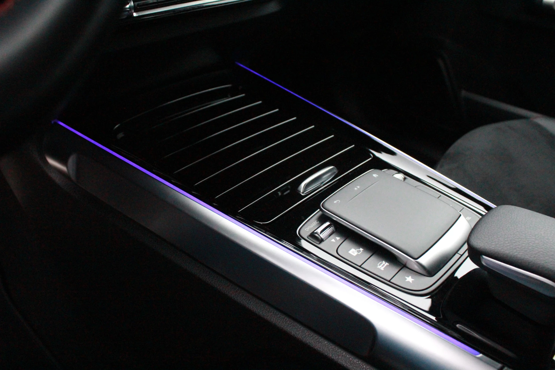 Hoofdafbeelding Mercedes-Benz EQB