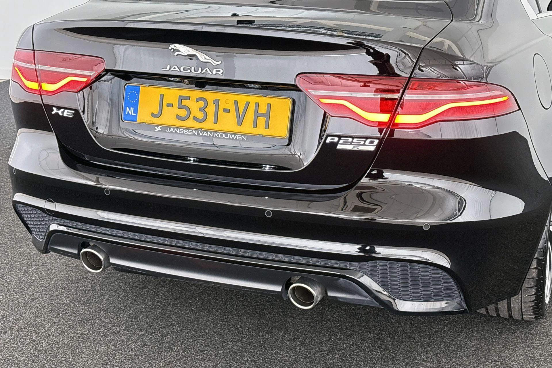 Hoofdafbeelding Jaguar XE