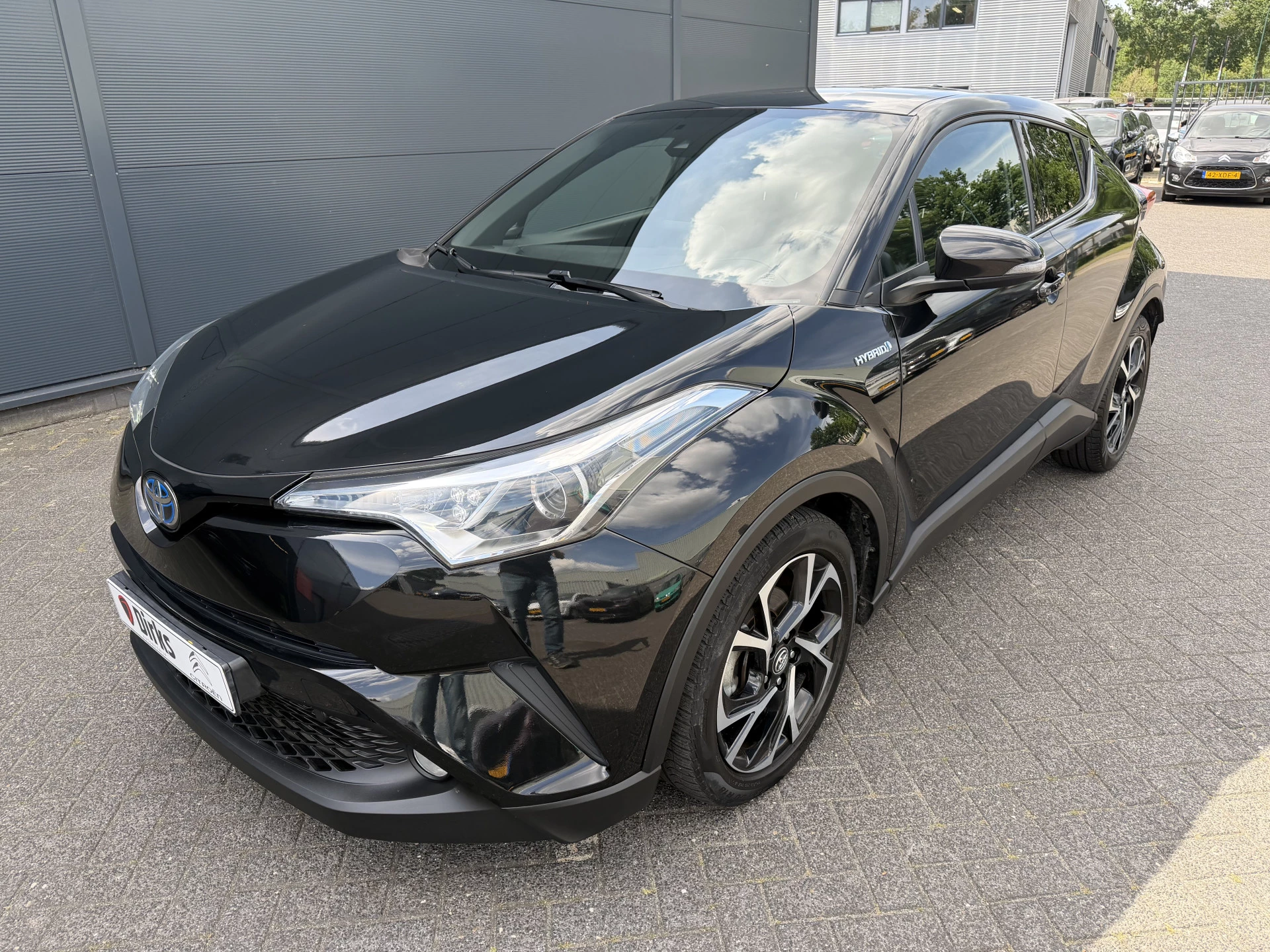 Hoofdafbeelding Toyota C-HR