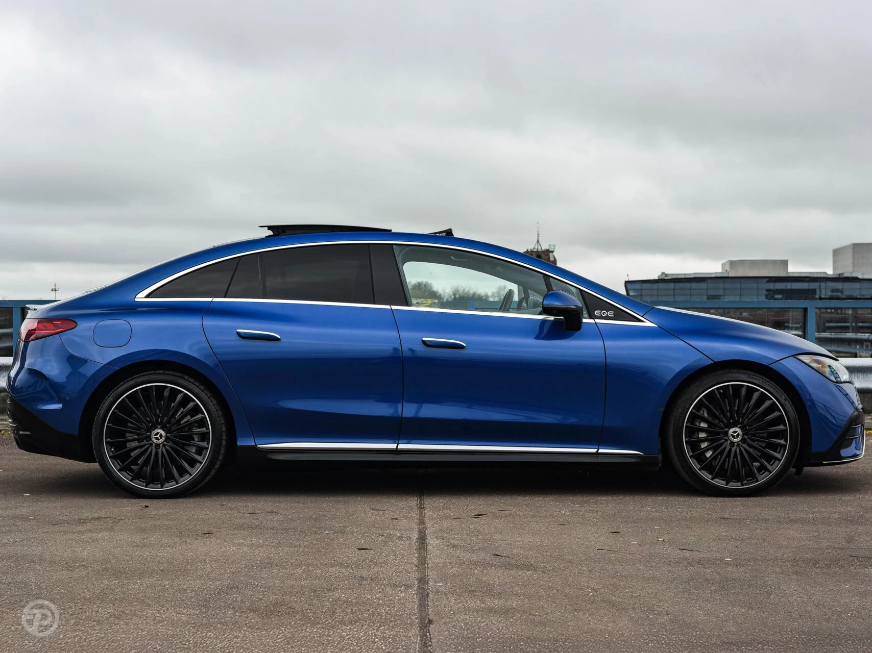 Hoofdafbeelding Mercedes-Benz EQE