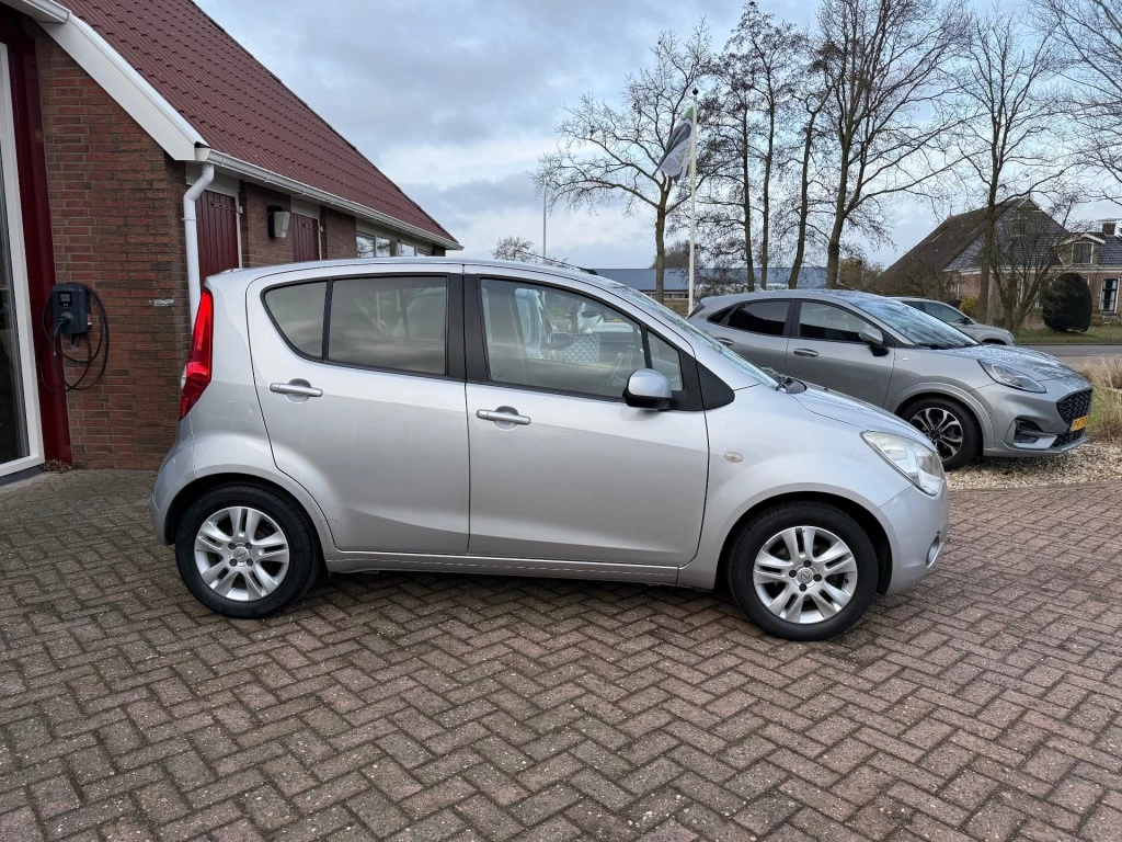 Hoofdafbeelding Opel Agila