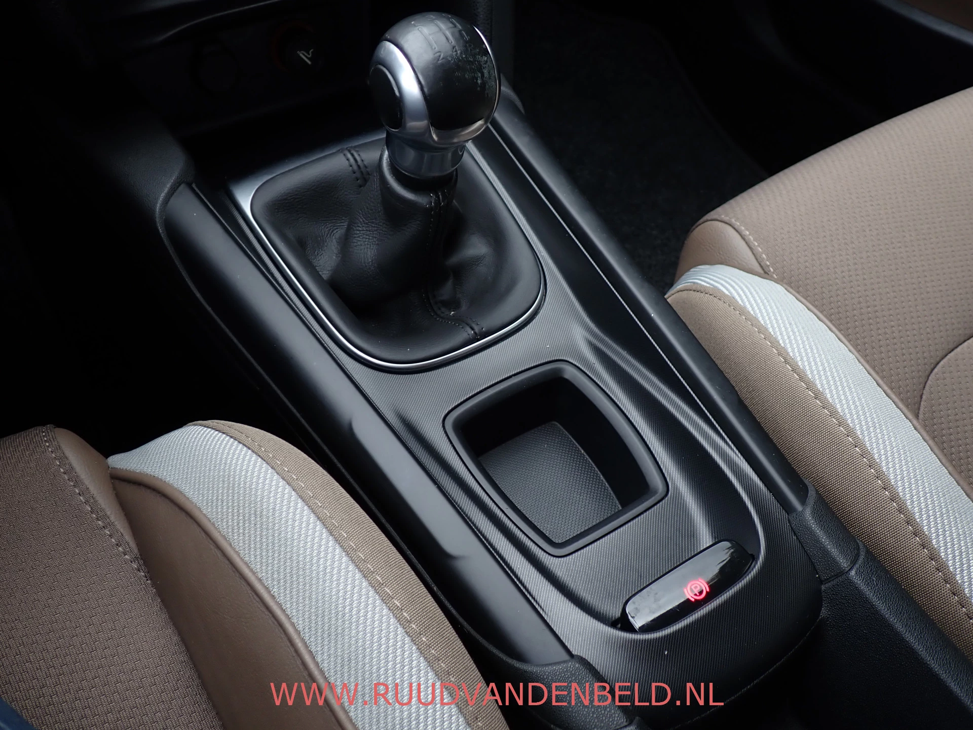 Hoofdafbeelding DS DS 4
