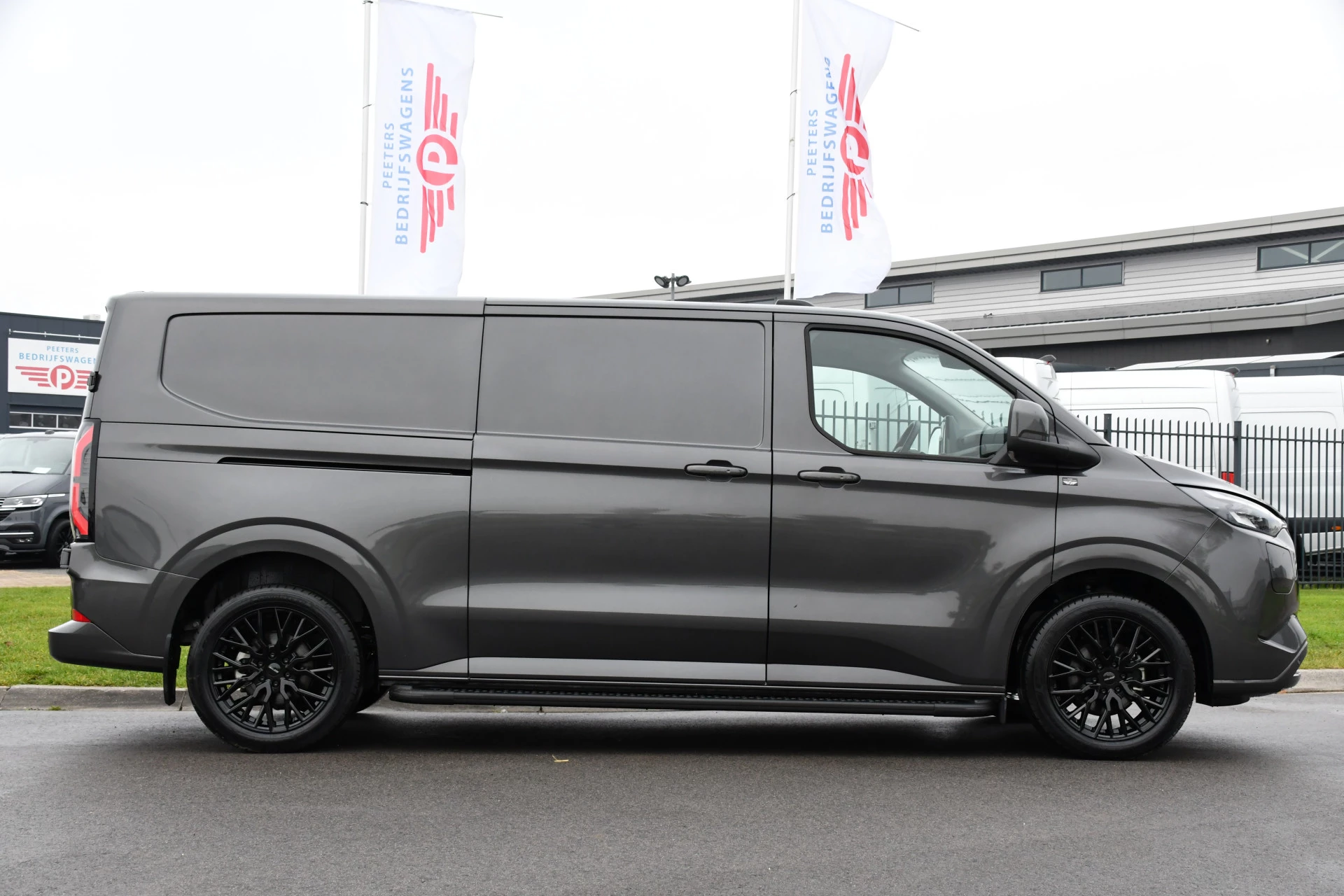 Hoofdafbeelding Ford E-Transit
