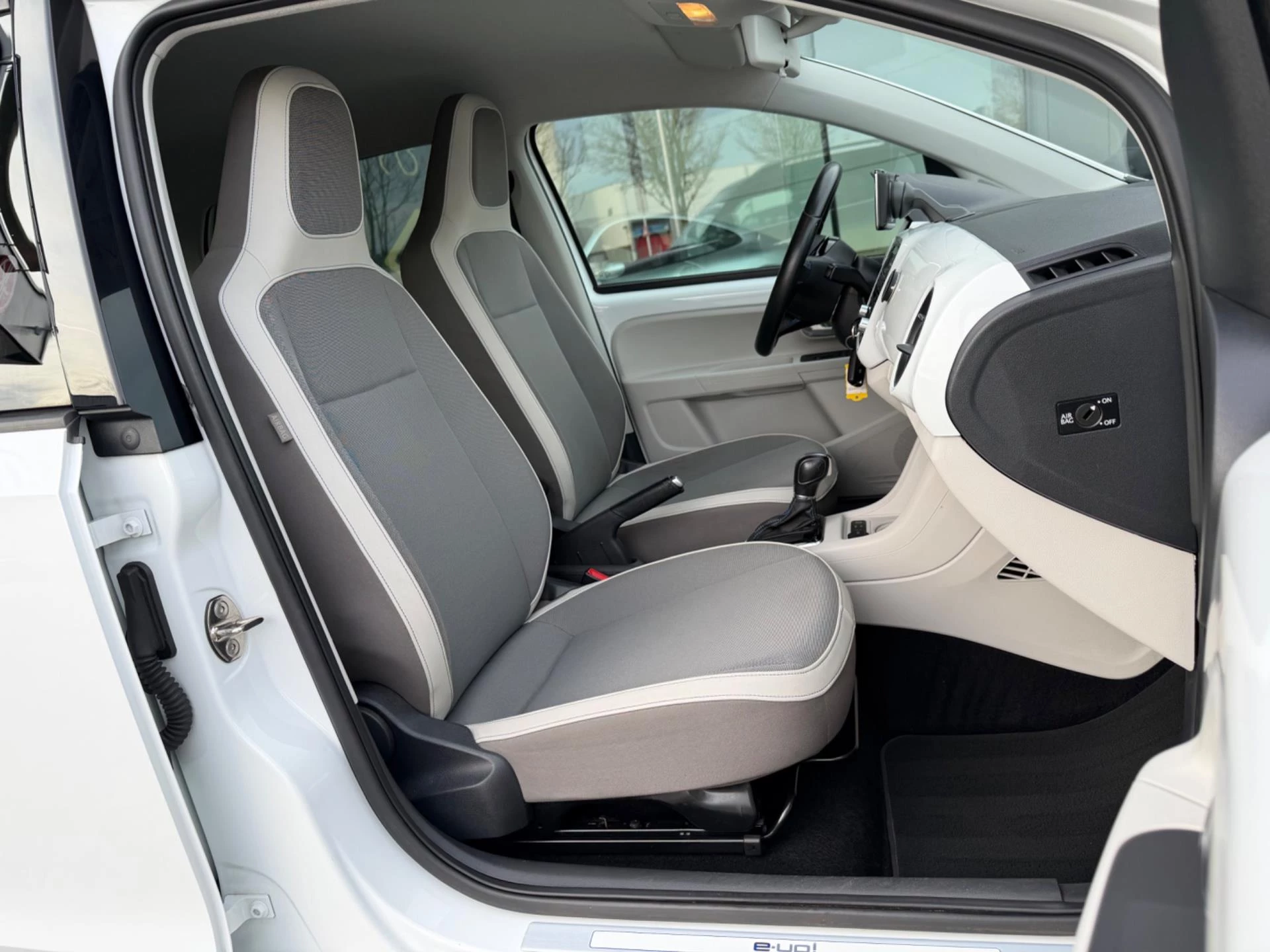 Hoofdafbeelding Volkswagen e-up!