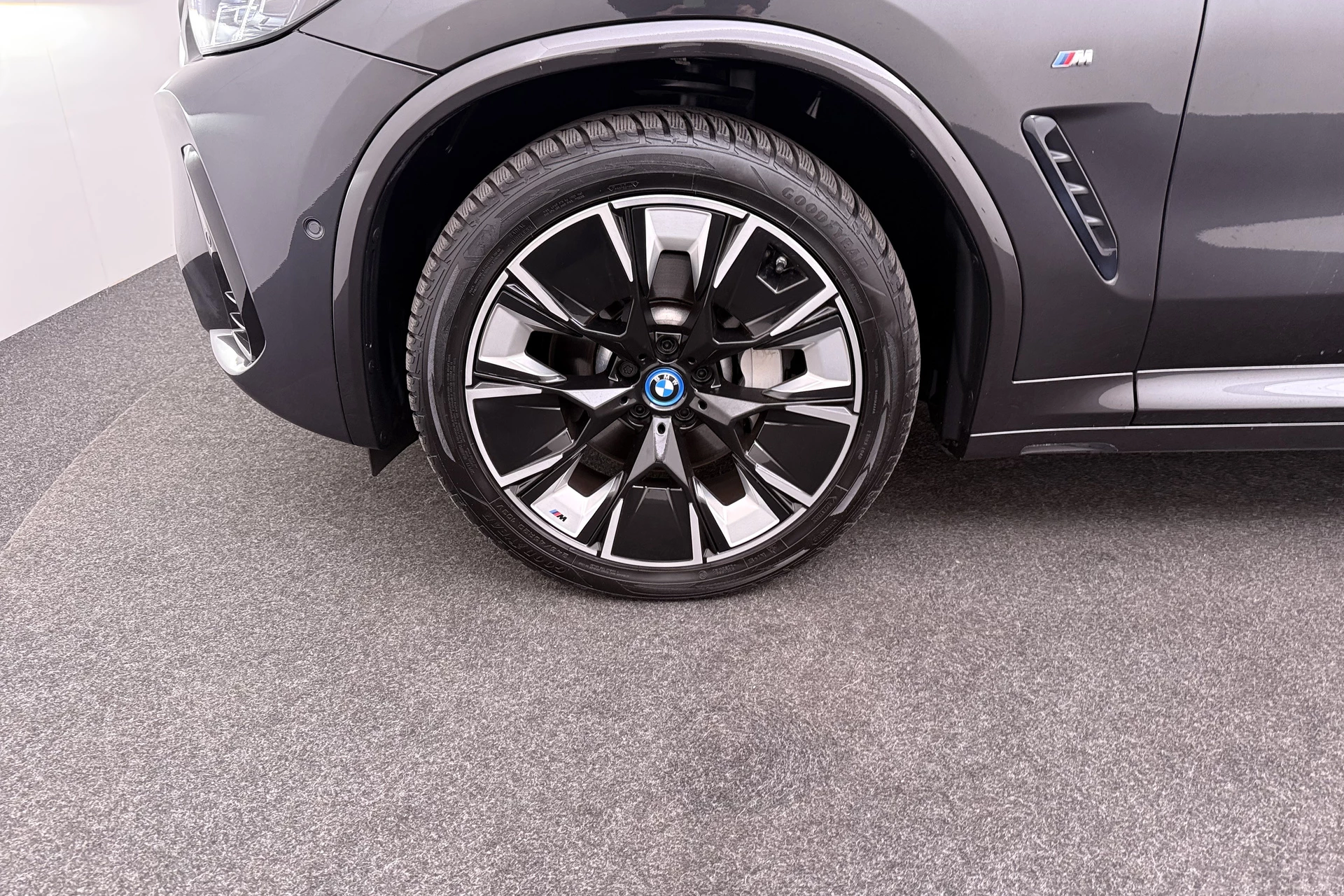 Hoofdafbeelding BMW iX3
