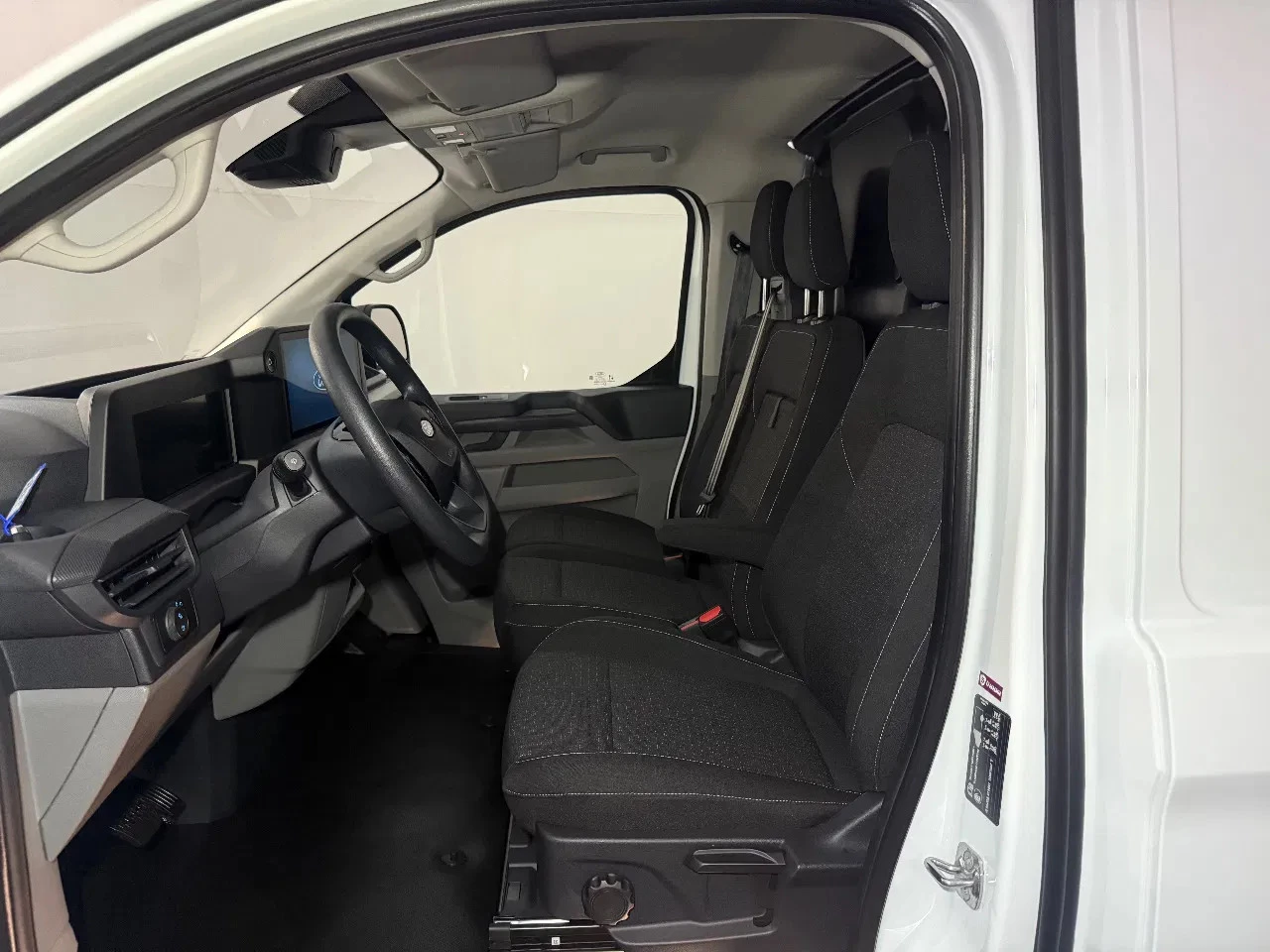 Hoofdafbeelding Ford E-Transit Custom