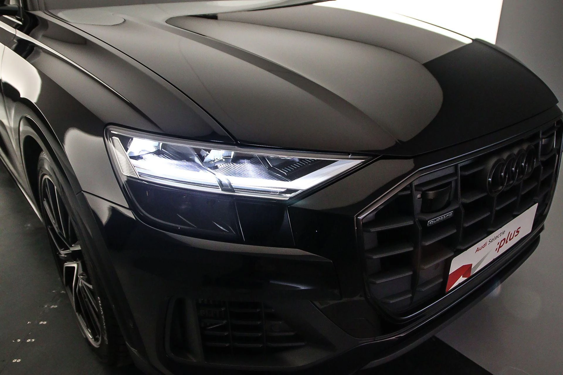 Hoofdafbeelding Audi Q8