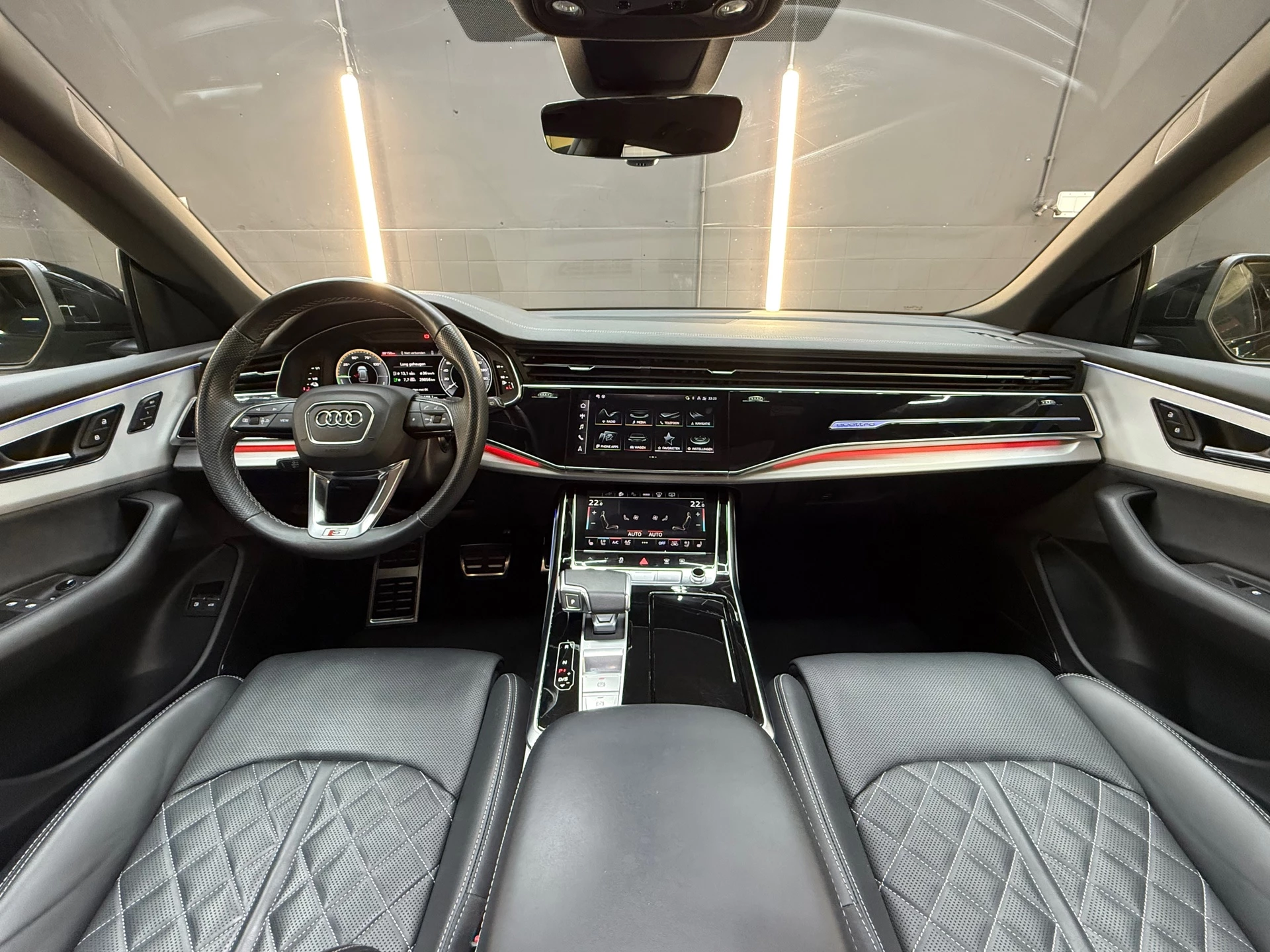 Hoofdafbeelding Audi Q8
