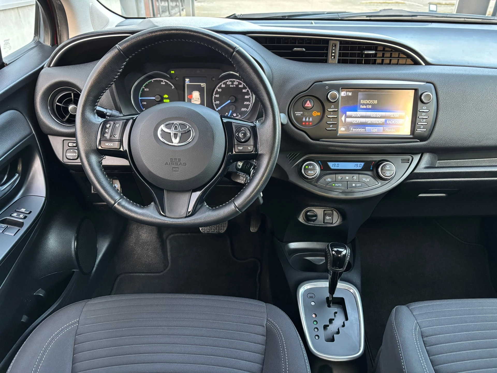 Hoofdafbeelding Toyota Yaris