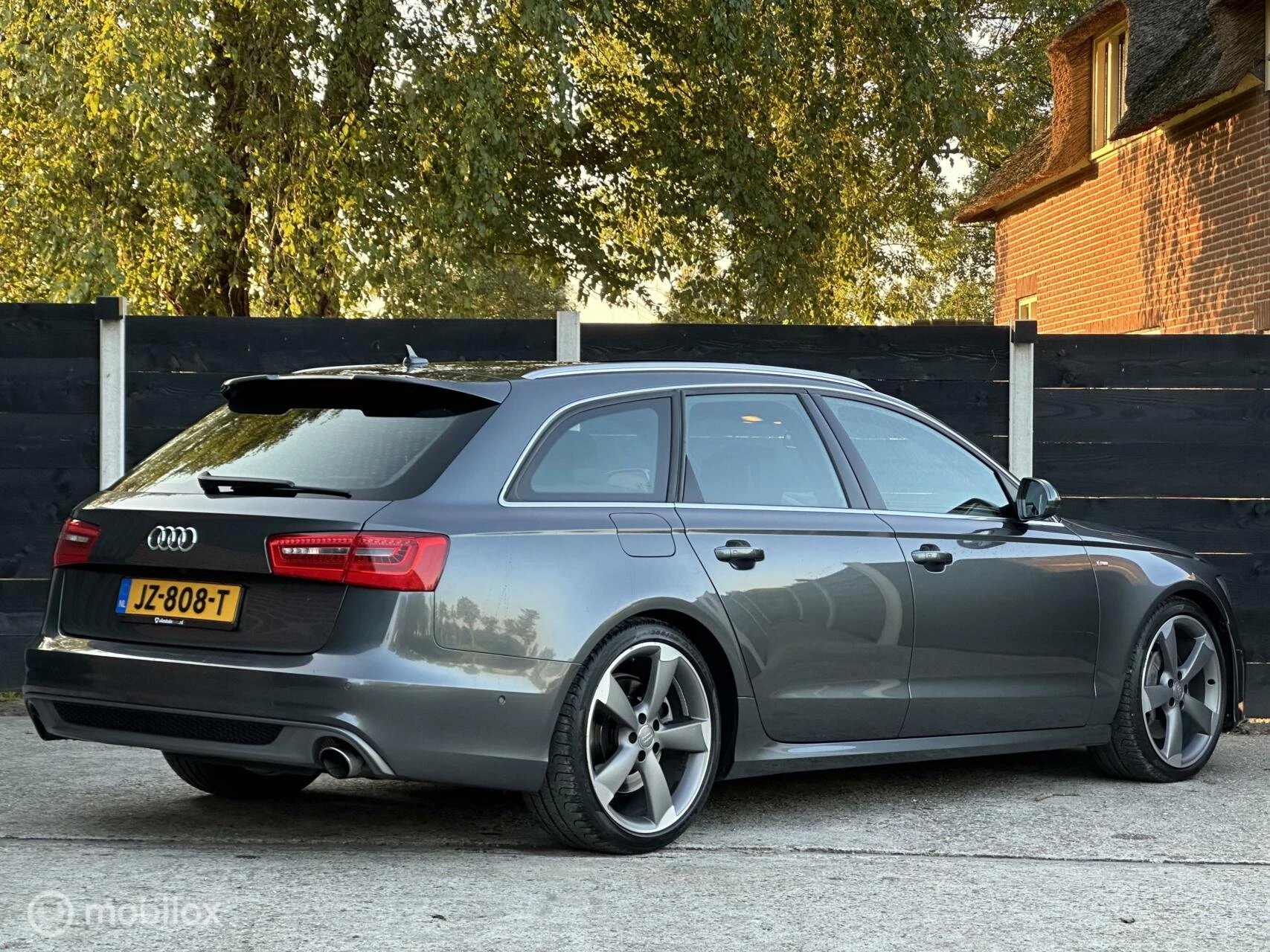 Hoofdafbeelding Audi A6