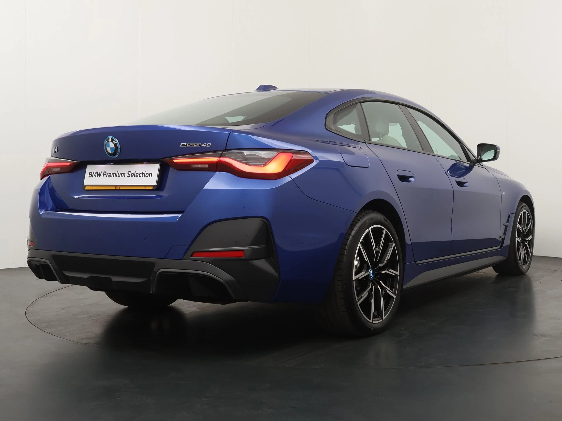 Hoofdafbeelding BMW i4