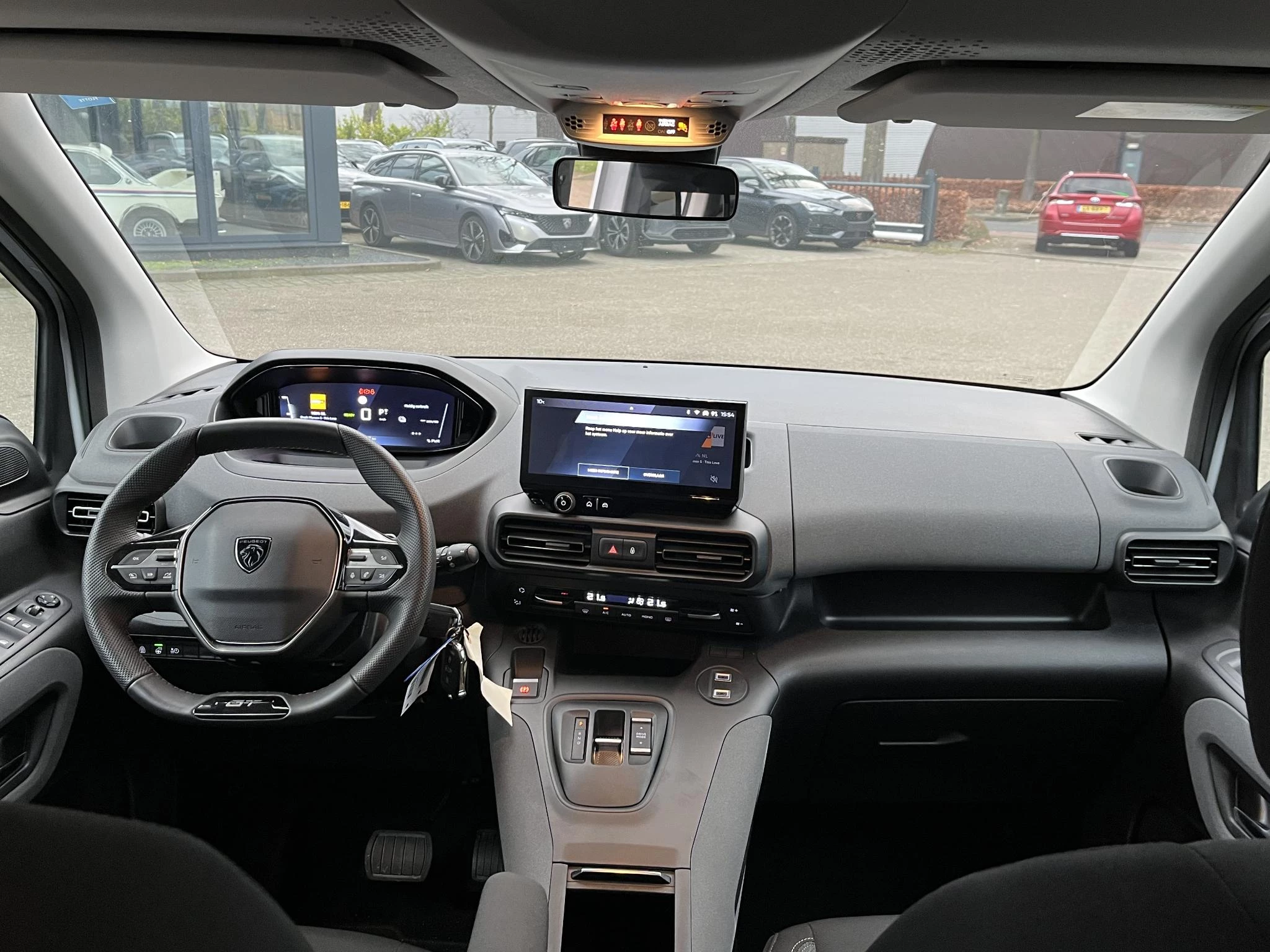 Hoofdafbeelding Peugeot e-Rifter