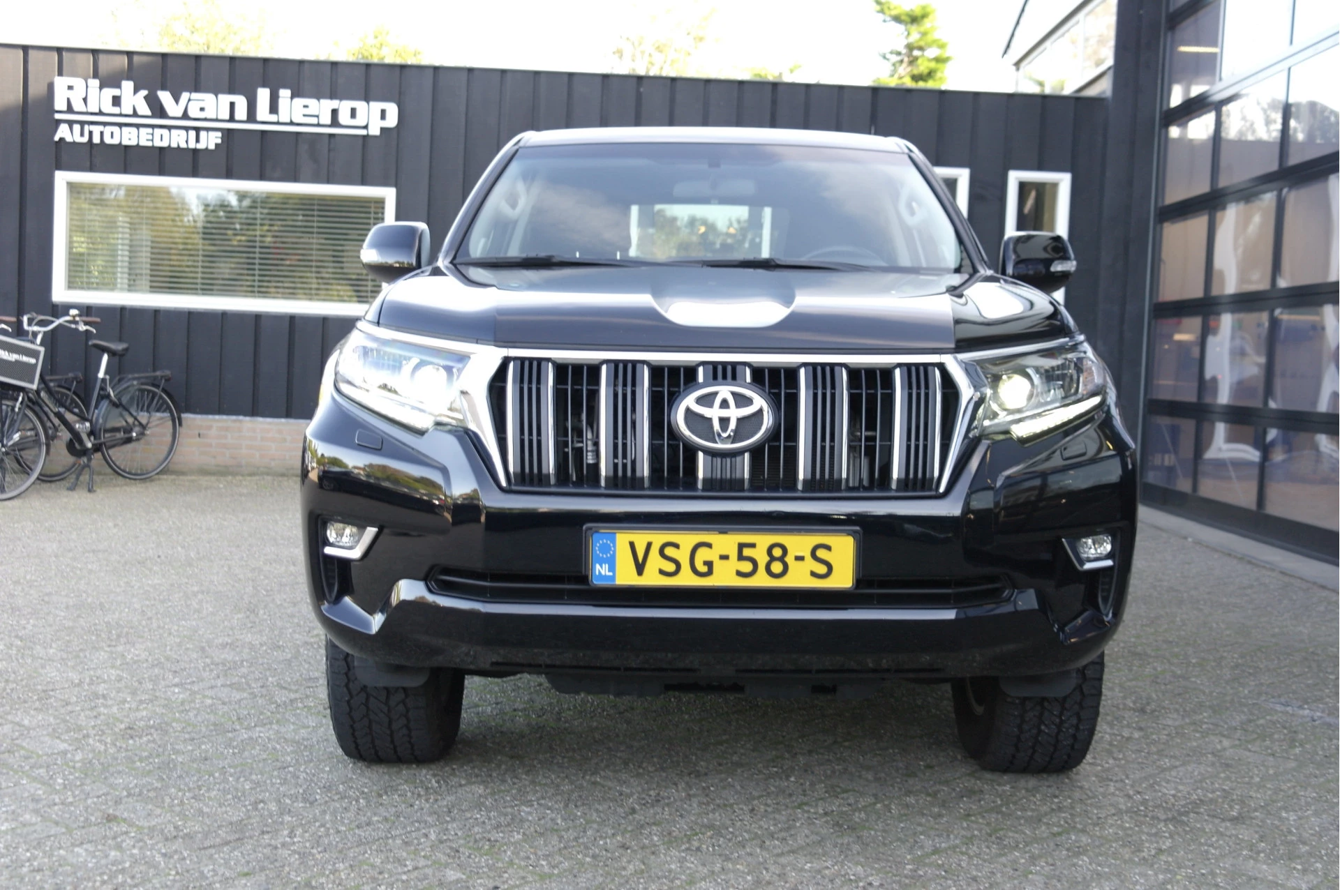 Hoofdafbeelding Toyota Land Cruiser