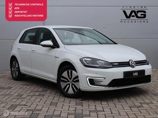 Hoofdafbeelding Volkswagen e-Golf Volkswagen e-Golf E-DITION Clima PDC Warmtepomp ACC CarPlay