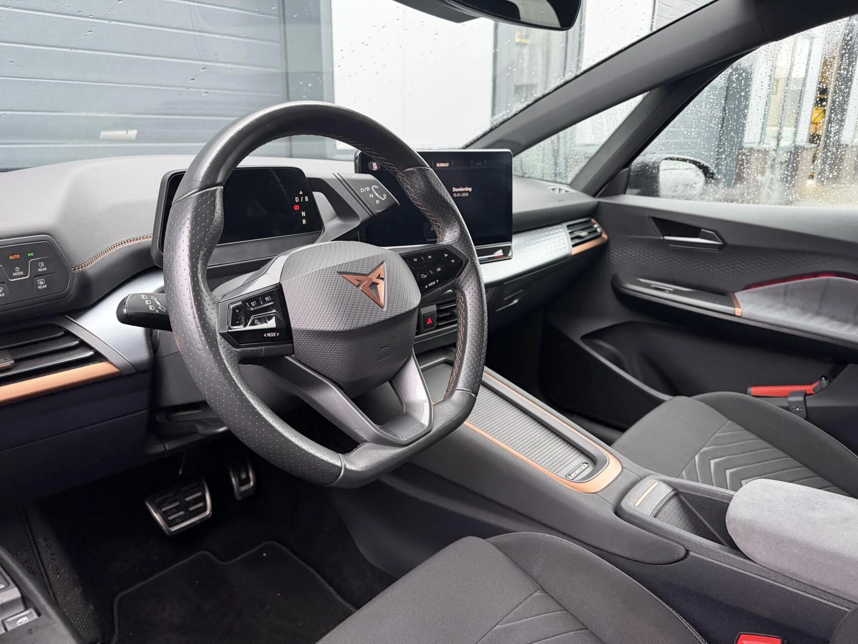 Hoofdafbeelding CUPRA Born