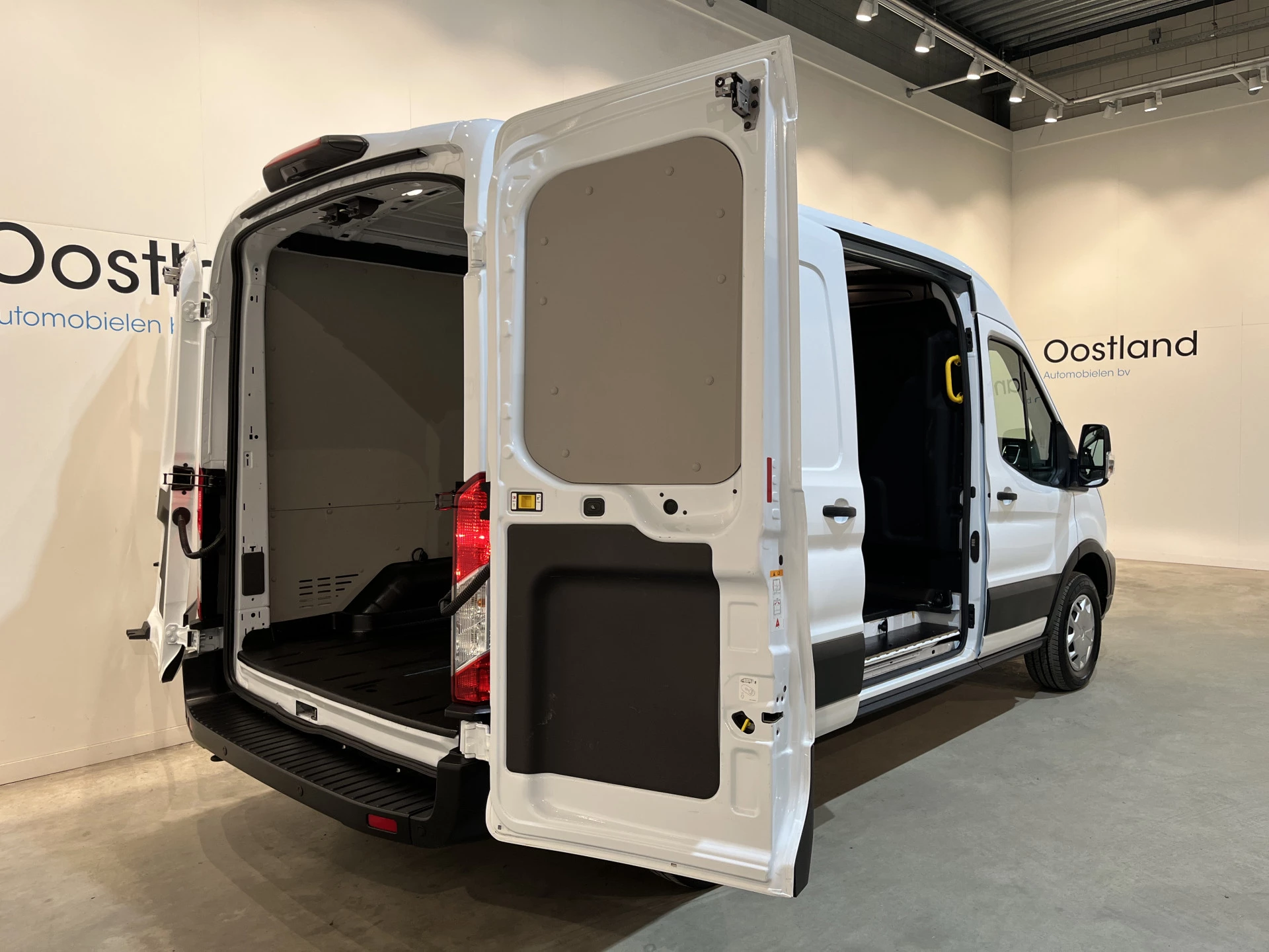 Hoofdafbeelding Ford E-Transit