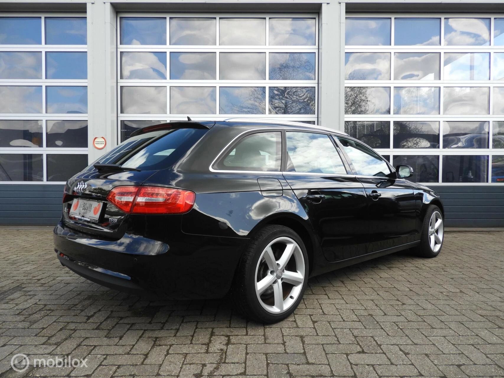 Hoofdafbeelding Audi A4