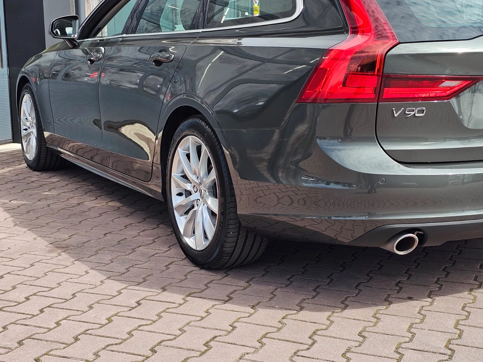 Hoofdafbeelding Volvo V90