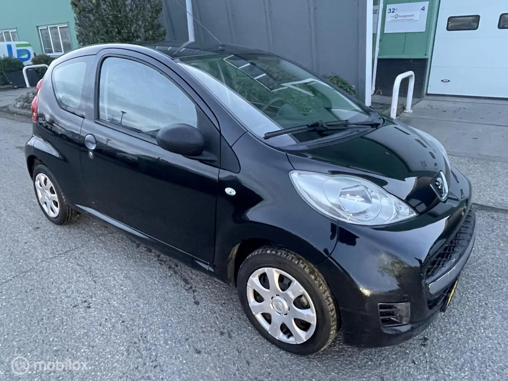 Hoofdafbeelding Peugeot 107